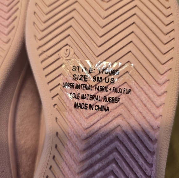 Charles Albert Pink Faux Suede Pom Pom Slip On Sneakers 9 - Picture 5 of 8